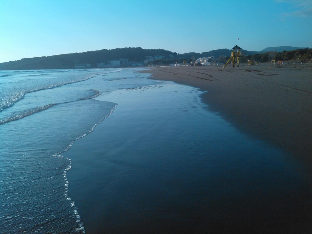 Apartmani Dado Ulcinj Exteriör bild