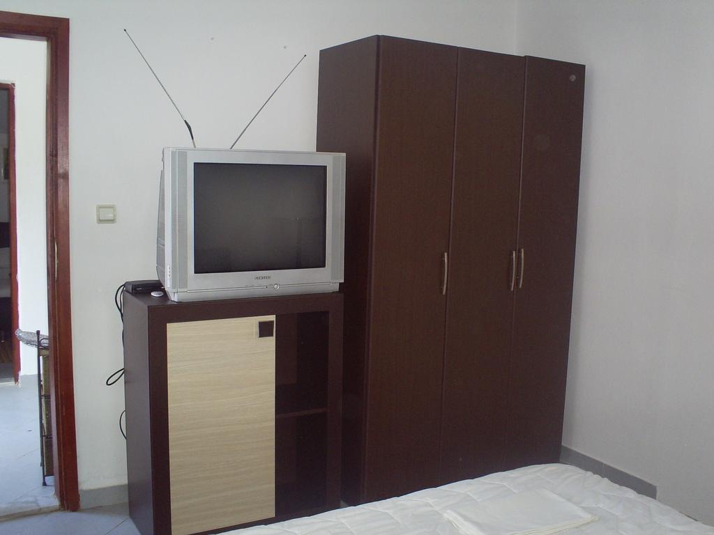 Apartmani Dado Ulcinj Exteriör bild